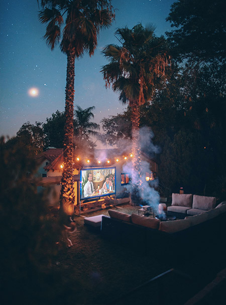 backyard-movie-theater